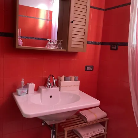 招待所 La Stanza Dei Segreti 奥斯塔