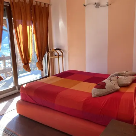 La Stanza Dei Segreti Guest house