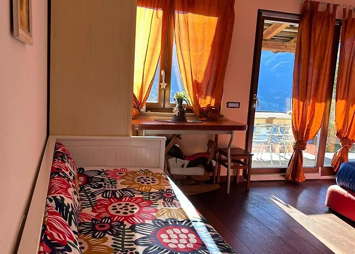 בית הארחה La Stanza Dei Segreti אאוסטה